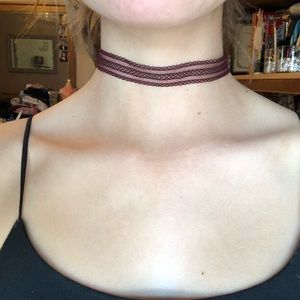 Lace choker